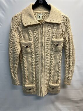 Vintage Lady Knit Donegal Handcraft 100% Wool Irish Cable Knit Cardigan Jacket